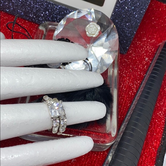 Princess cut 18k white Gold overlay She say yes !! 💎💋🍾rings - Picture 4 of 17